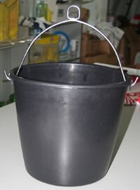 SPECIAL BUCKET FOR NAUTICAL PURPOSES WITH STAIN